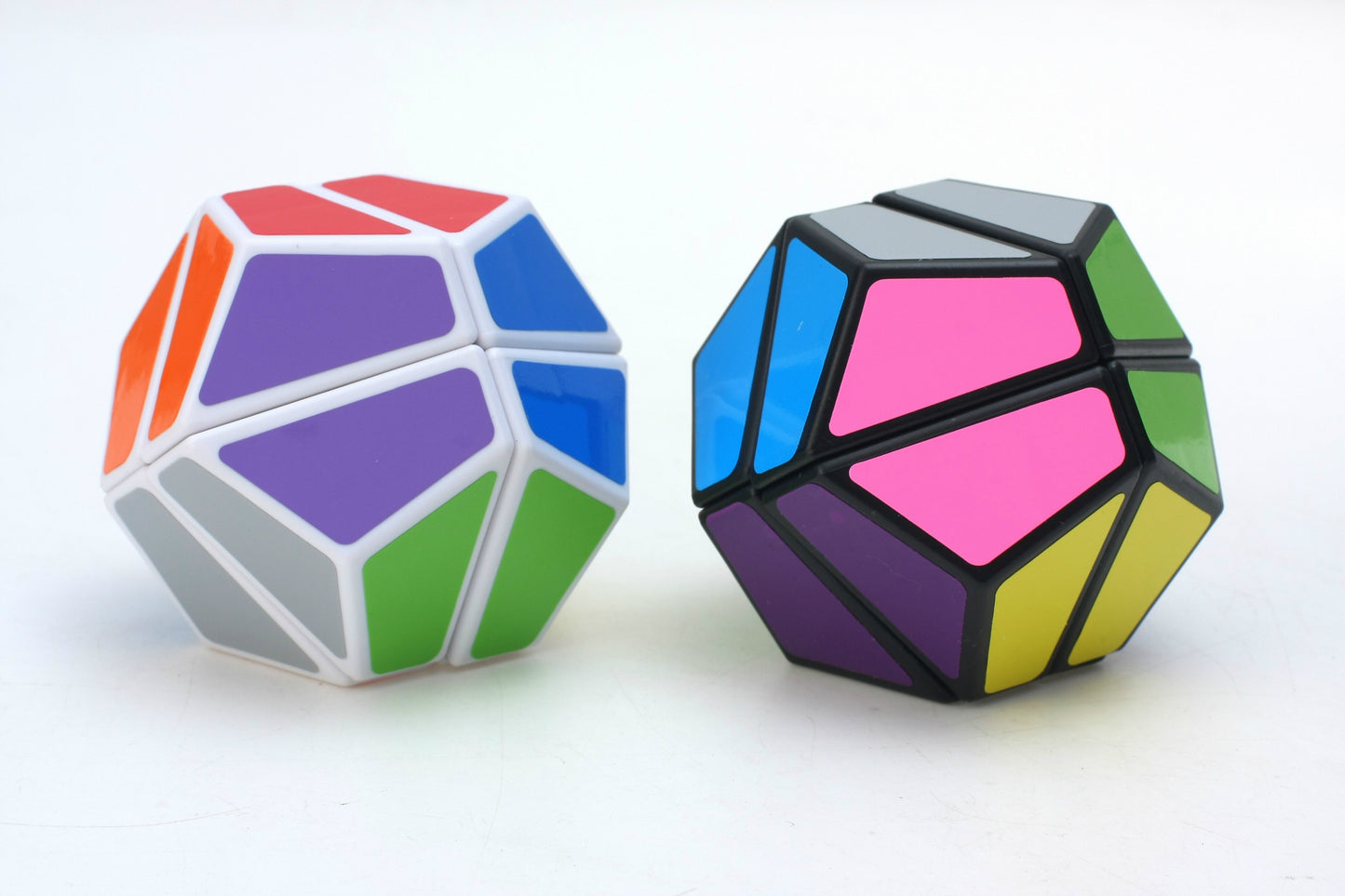 Dodecahedron shaped magic cube