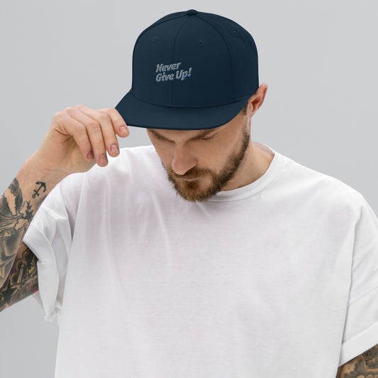 Never Give up Snapback Hat